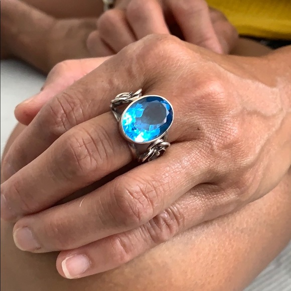 BLUE TOPAZ RING - Picture 5 of 5